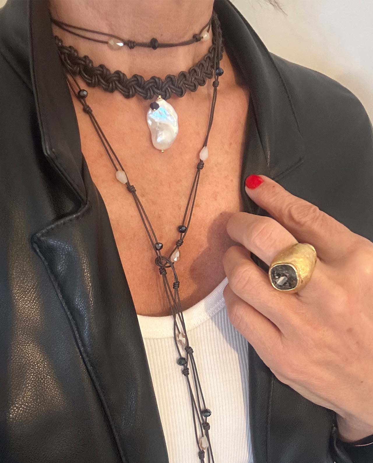 Gargantilla Antracita Perla