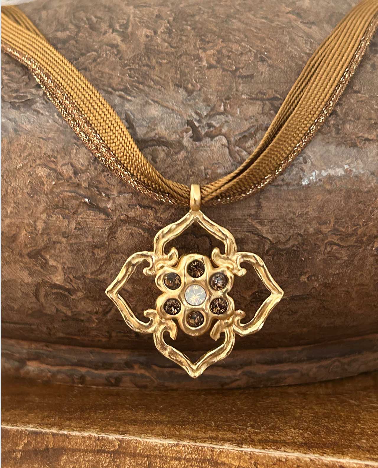 Gargantilla Nómada Quartz Golden