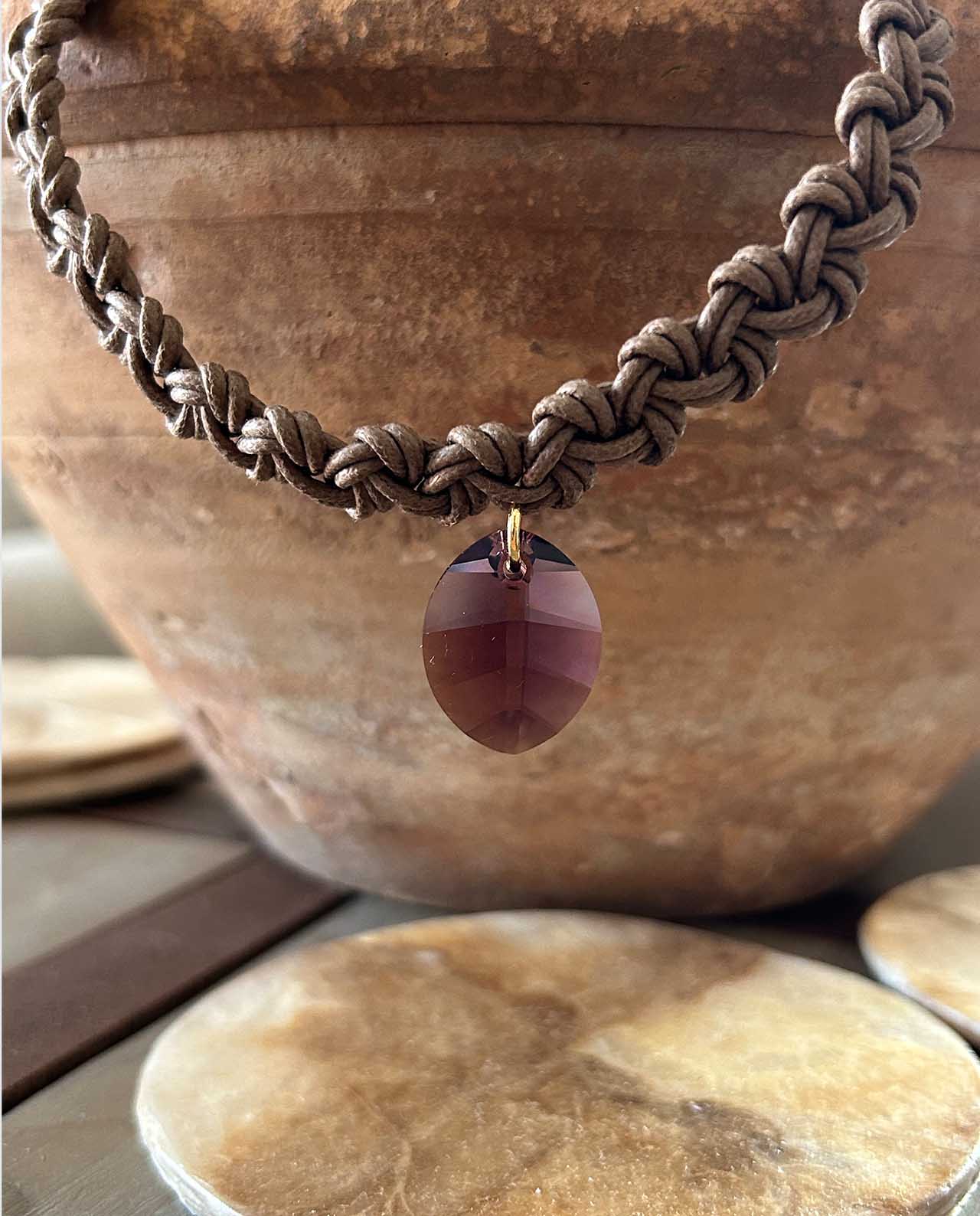 Gargantilla Camel Amatista Hoja