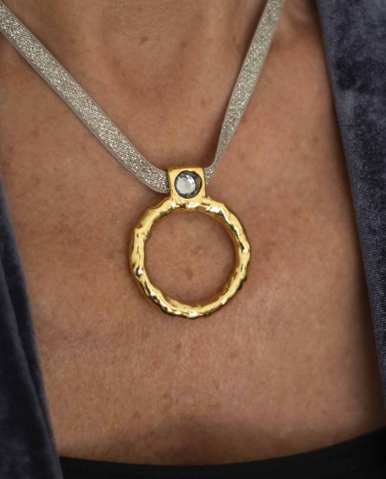 Gargantilla Duna Gris